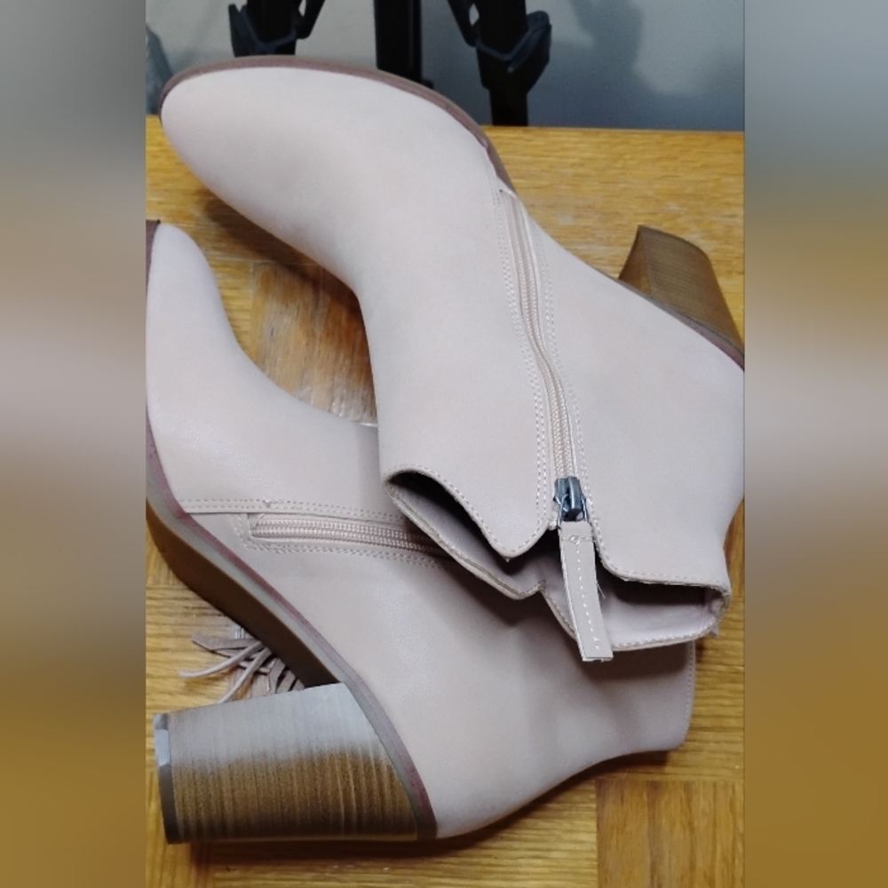 MIA Light Pink Ankle Booties - Picture 13 of 14